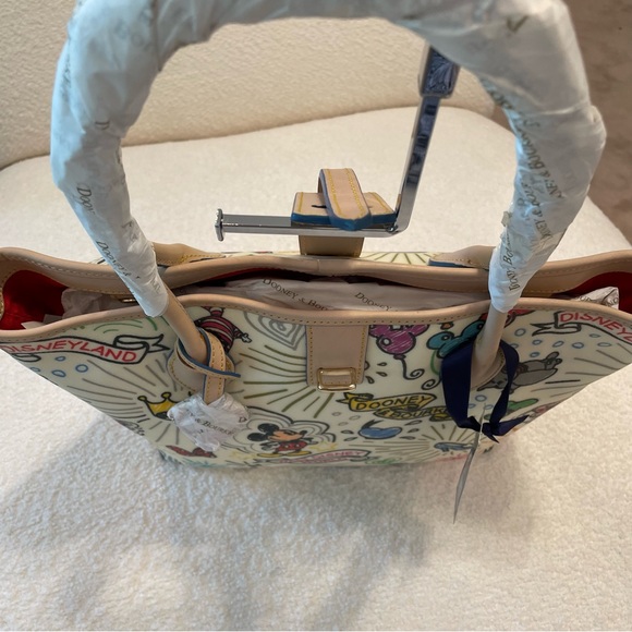 RARE 2009 DOONEY & BOURKE DISNEY PARKS SKETCH VERY LIMITED 1st EDITION MEDIUM - Picture 11 of 14